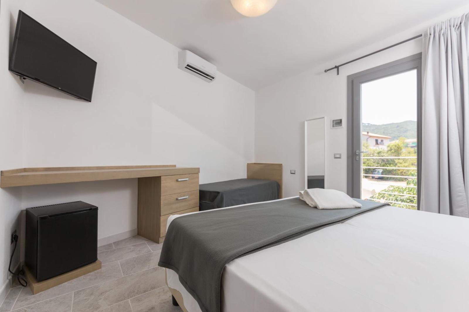 Hotel Delfino Procchio  Esterno foto