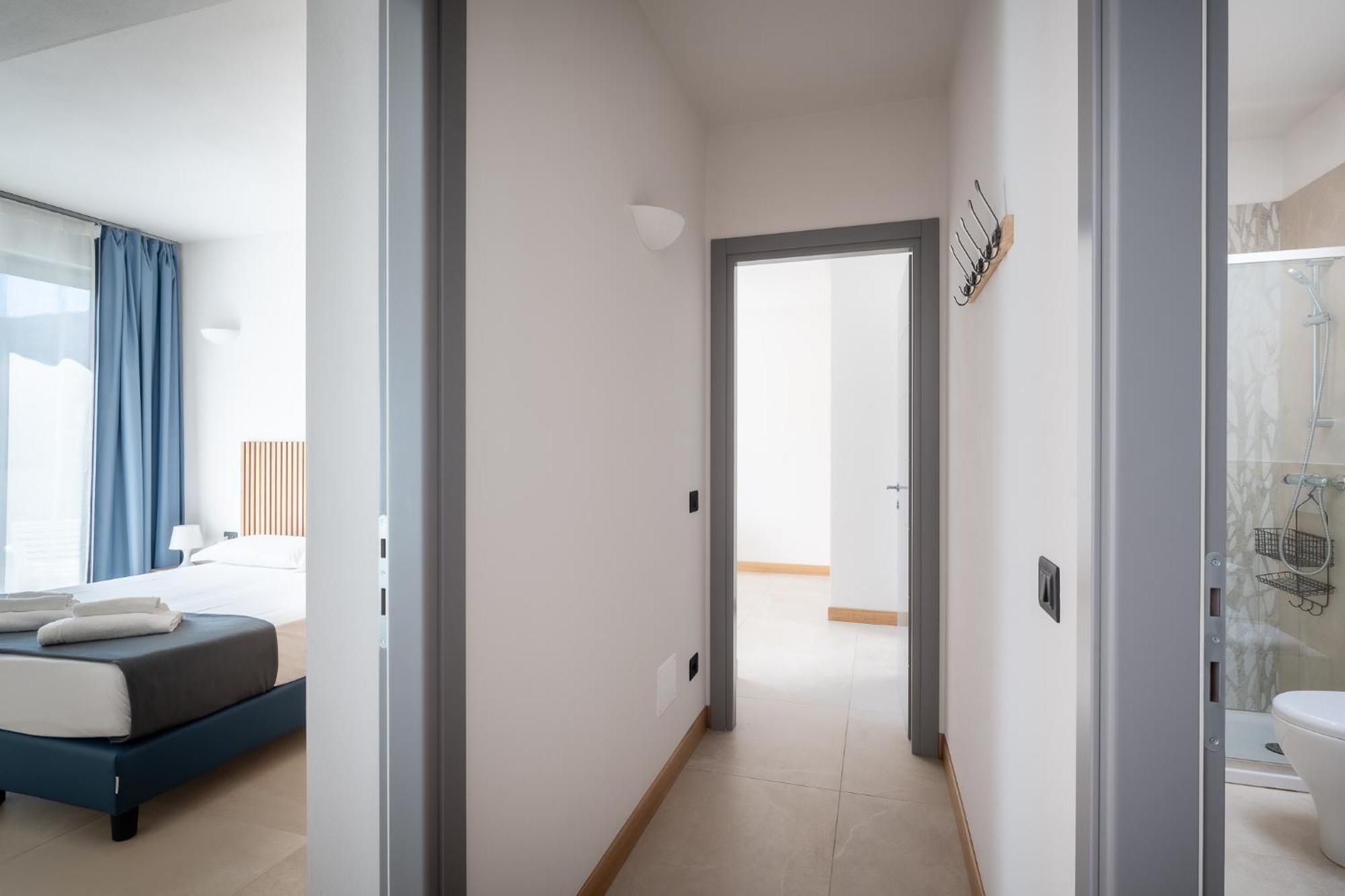 Hotel Delfino Procchio  Esterno foto